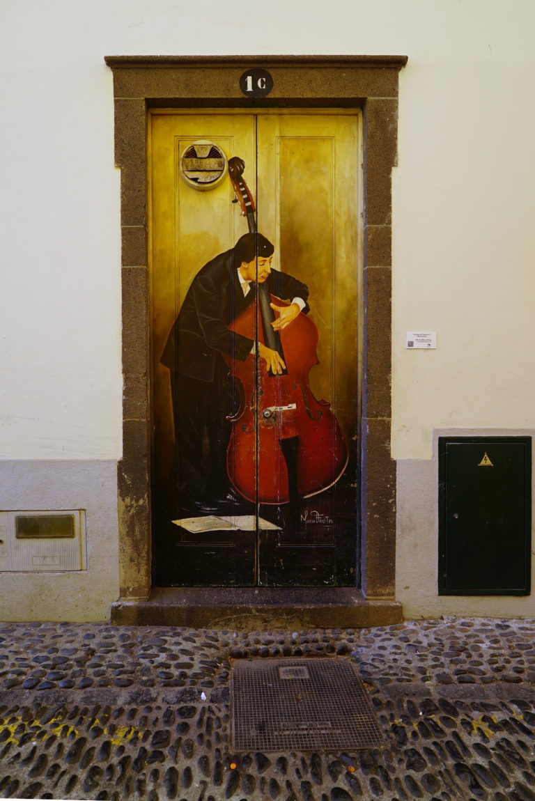 „artE de pOrtas abErtas“